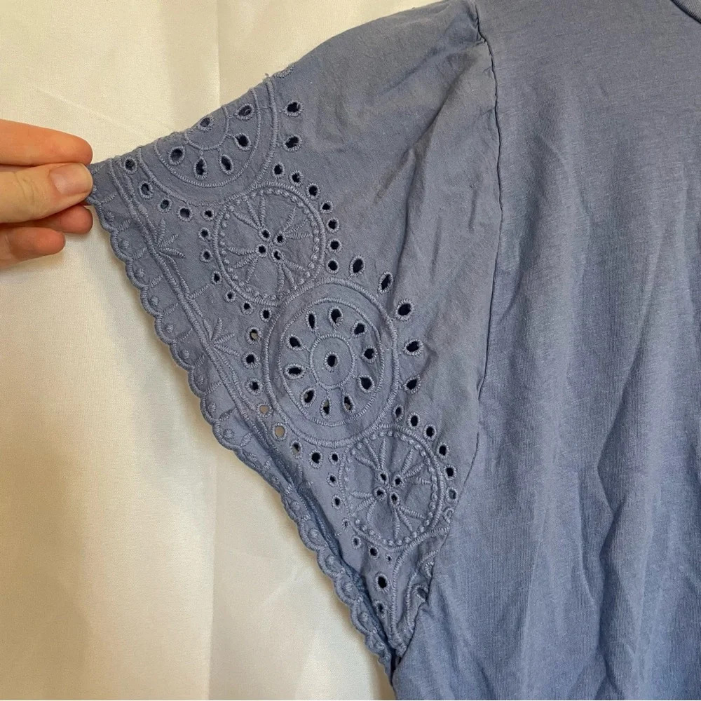 GAP Women’s Blue Periwinkle Shirt Laced Ruffly Sleeves Size Medium - Picture 3 of 10